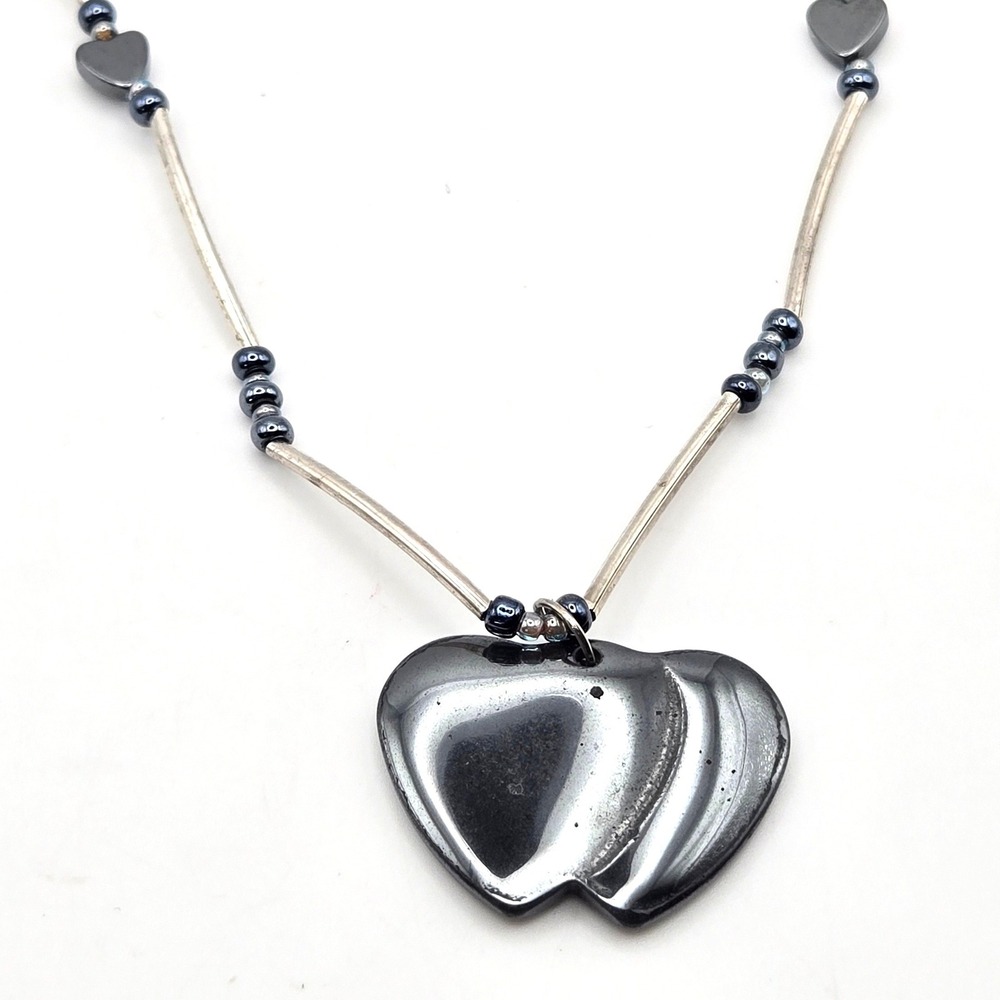 Vintage Hematite Double Heart Pendant Necklace Liquid Silver‎ Tube Bead 26 Inch